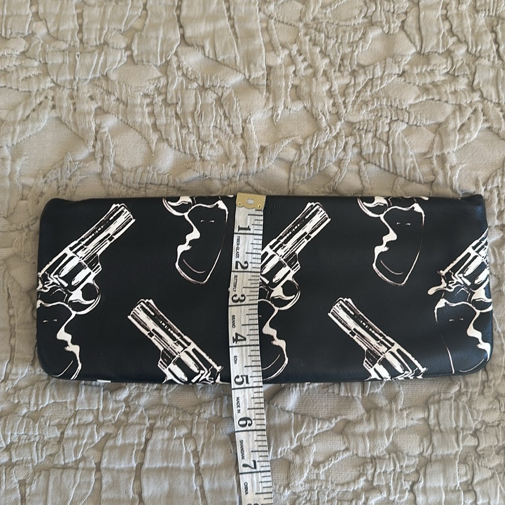 Saint Laurent Clutch - Picture 13 of 13